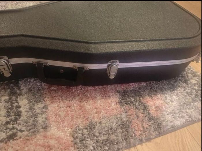 CNB guitar case