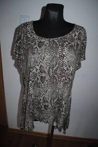 Bm skin snake print top size UK22 EU50 Perfect condition Postage included