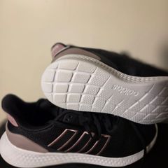 shoes sports shoes