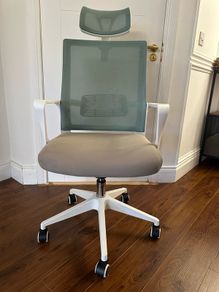 SKLUM office chair