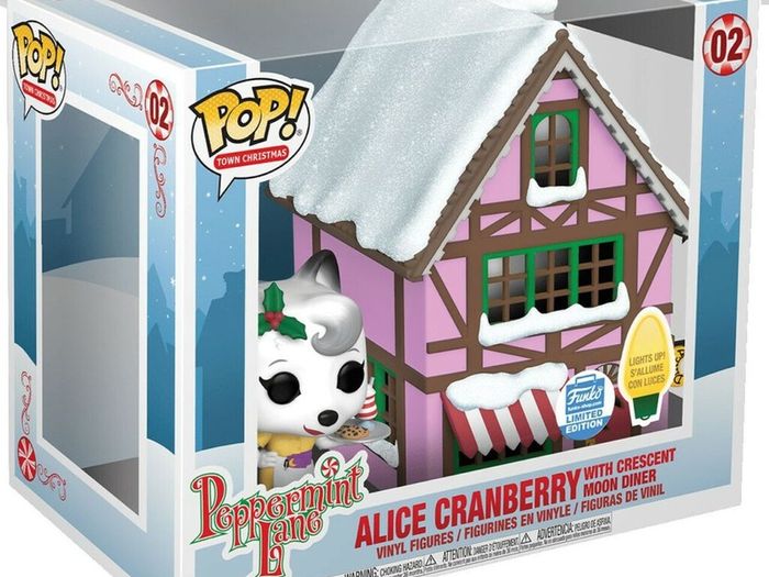 Peppermint lane Alice Cranberry with crescent moon diner Funko 02