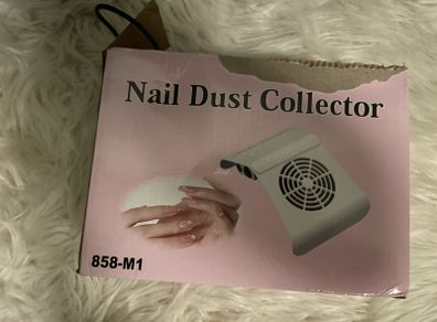 Nail dust collector