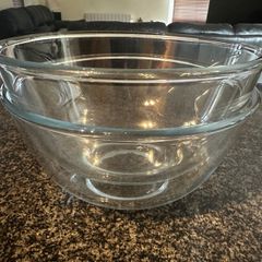 2 good quality glass mixing bowls