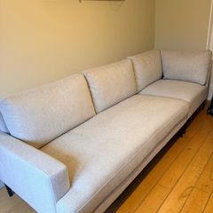 Large 2.5 L shaped cream sofa (I 2 pieces in pics)