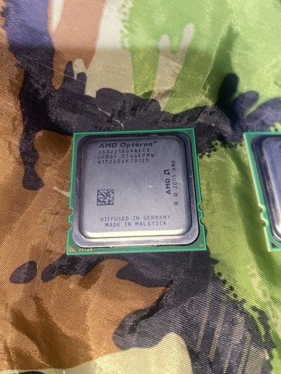 2x AMD Opteron 2218 CPUs with HP 419626-001