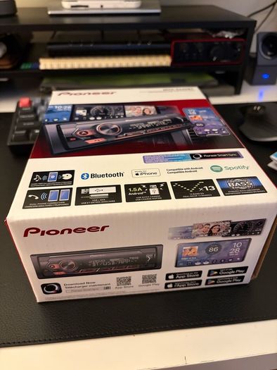 Pioneer Radio