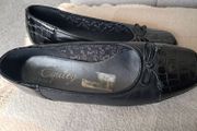 ladies shoes ...low wedge heel