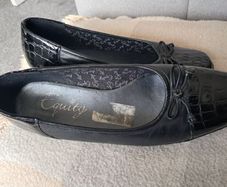 ladies shoes ...low wedge heel