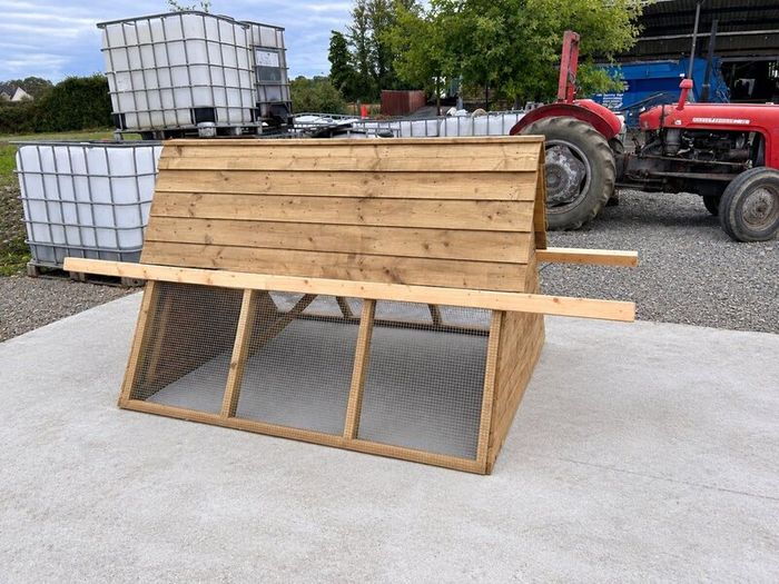Chicken house / coop