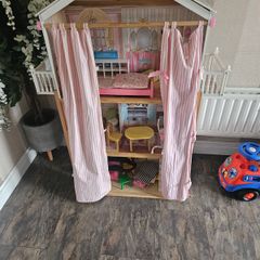 Large dolls house