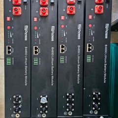 4 Dyness B4850 Lithium Batteries. Complete Setup