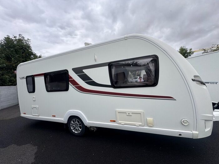 2016 Swift Conqueror 530 - 4 Berth