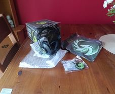 MSI loot box gaming headset