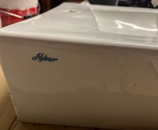 Bathroom sink