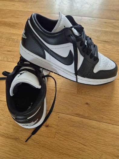 Nike Air Jordan 1 Low size UK6