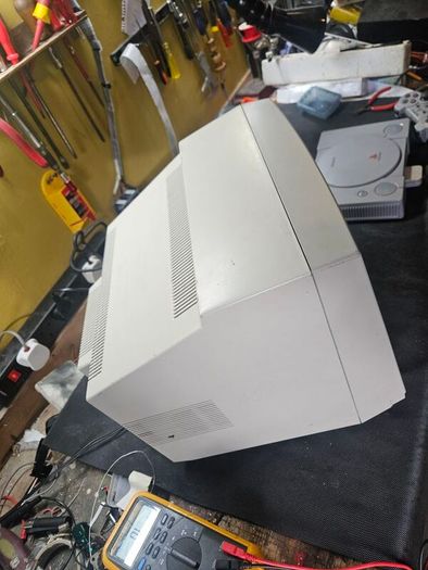 Phillips CM8833 Rgb CRT monitor