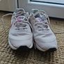 Nike girls size 4UK Image 4