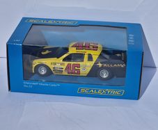 Scalextric C4088: Ford Thunderbird #46 Slot Car  ( stock muscle nascar )