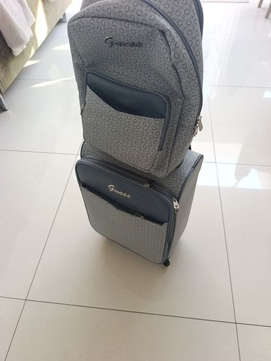 Carry on case with travel bag