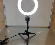 16cm LED Ring Light with Desk Tripod USB Powered Like New