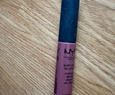 Nyx Soft Matte Lip Cream