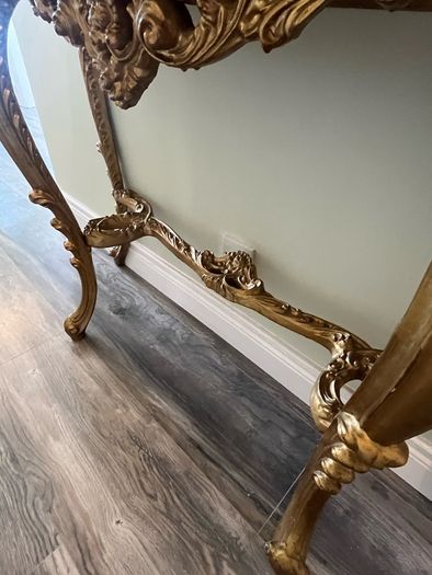mirror and hall table