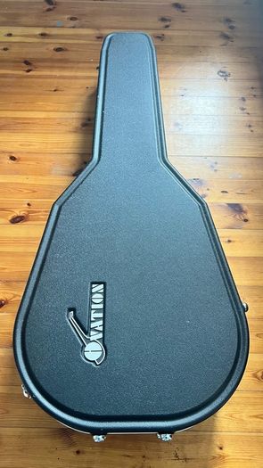 Ovation Pro Series Elite 2058-TX Guitar with moulded Ovation Hard Case