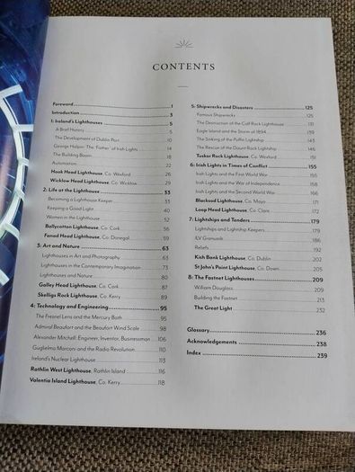 The Great Lighthouses of Ireland by David Hare 2022 hardback with dustcover in very good condition 230 pages FREE STANDARD POSTAGE INCLUDED