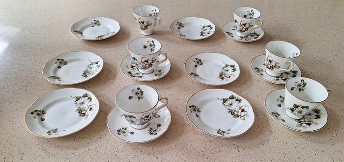 Royal Tara Tea Set