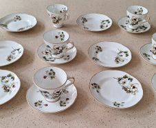 Royal Tara Tea Set
