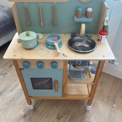 Little Dutch play kitchen and accessories