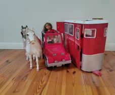 Toys - Our Generation Jeep & Horse Box with Doll & Horses