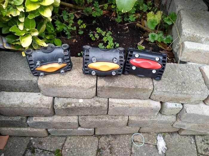 Kids rear bike seat x2