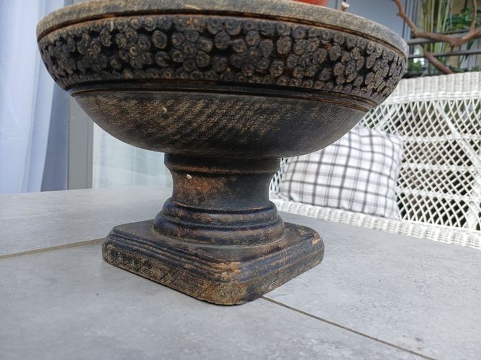 Wooden bowl carved for fruit, flowers