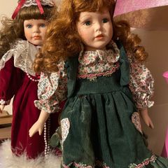 Leonardo Collection porcelain Doll