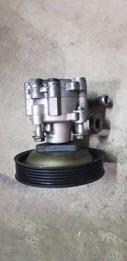 Alfa Romeo 157 147 twin spark power steering pump