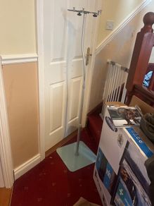 Floor i pad stand