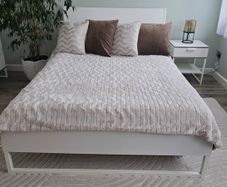 set of bedroom furniture