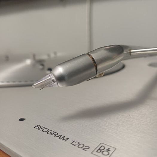Hifi Gold Bang and olufsen Beogram 1202 Fully Automatic Fully serviced Turntable with New original SP14 Cartridge and Stylus fully professionally serviced