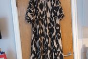 New Look Black/Biscuit Dress. S. 16.  New - No Tag.
