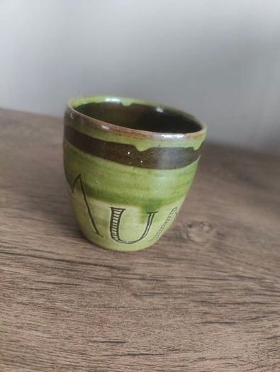 Mum mug Terrybaun Pottery