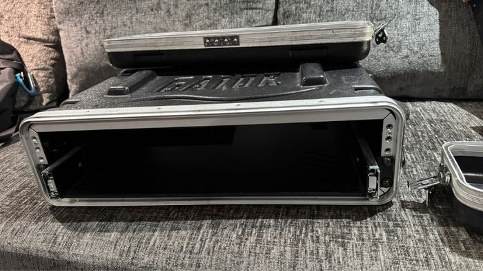 Gator 2u Shallow Rack