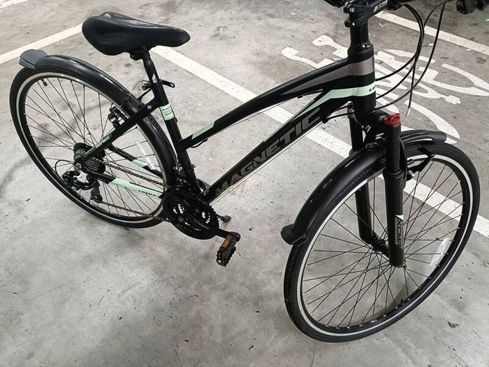 ladies bike as new size M