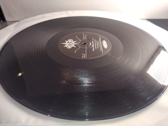 Z100 - Testa Don't Stop - STRESS Records - UK Pressing - Early 90s House Classic!