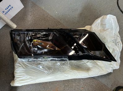 Octavia Headlight