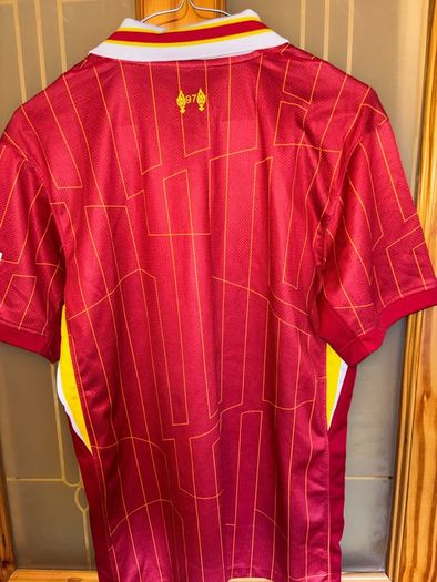 liverpool jersey