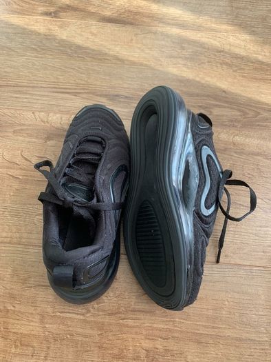 Nike 720 boys shoes