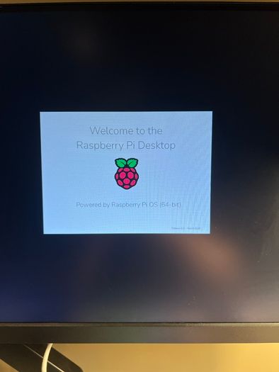 Raspberry Pi 500+ Desktop Kit
