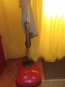 Floor polisher