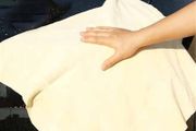 Genuine Chamois Leather for Car Drying Car Wash Shammy Cloth for Cleaning (L/90x60cm)